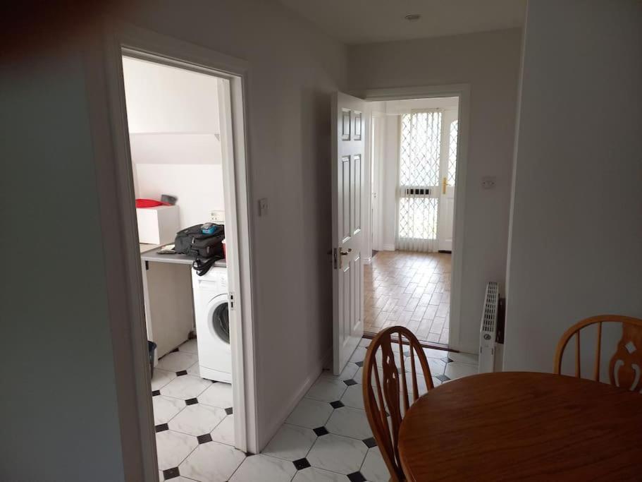 Large 4Bed Available Long-Term In Letterkenny Vila Exterior foto